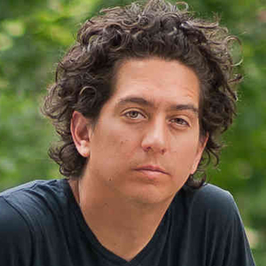 Daniel Alarcón author photo